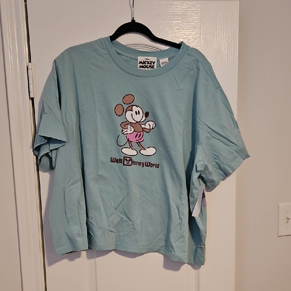 Disney Mickey T-shirt! NWT 2x